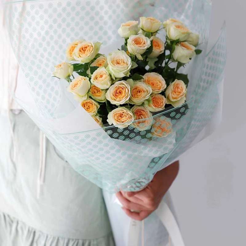 Genomskinlig plastblommafilm